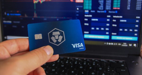 Crypto.Com получает лицензию EMI для предложения банковских переводов клиентам Maltase