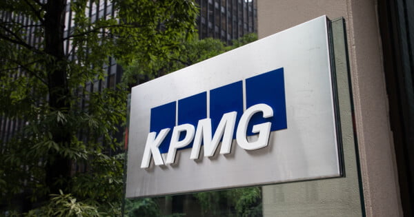 Отчет KPMG указывает на потенциал для ускоренного развития криптовалютного пространства