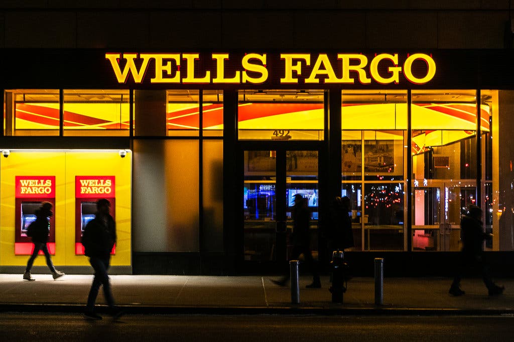 Wells Fargo: Криптовалюта похожа на интернет 90-х — в нее все еще стоит инвестировать