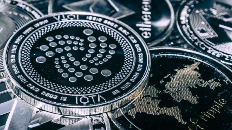 IOTA: отправляйте рождественские открытки NFT